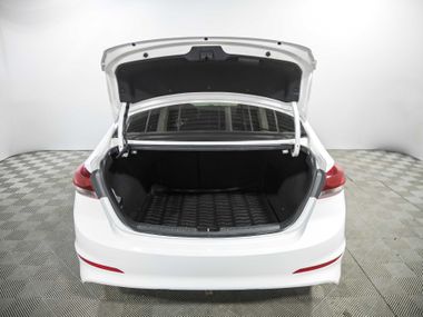 Hyundai Elantra 2015 года, 159 984 км - вид 14