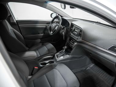 Hyundai Elantra 2015 года, 159 984 км - вид 7