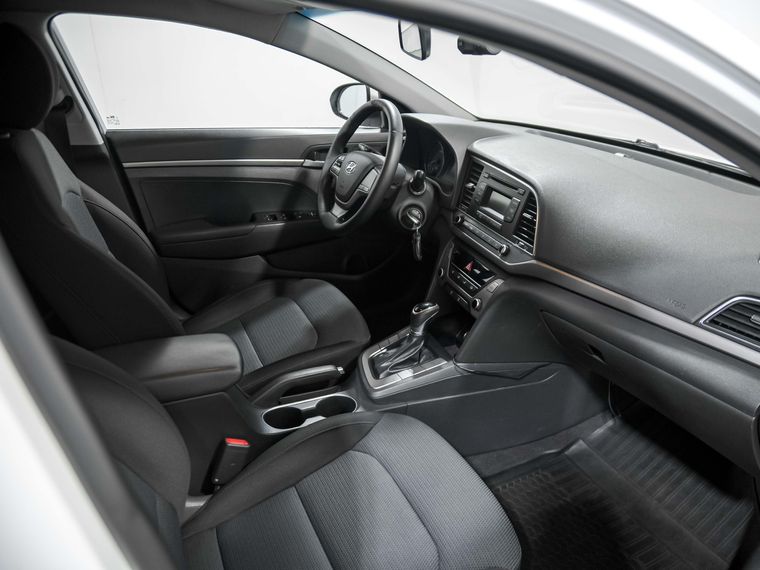 Hyundai Elantra 2015 года, 159 984 км - вид 7