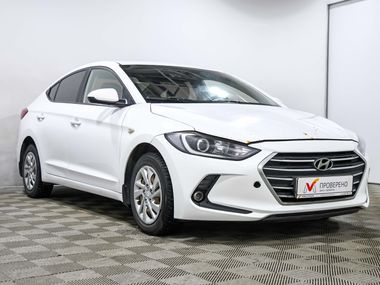 Hyundai Elantra 2015 года, 159 984 км - вид 3