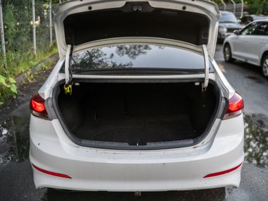 Hyundai Elantra 2017 года, 159 984 км - вид 12