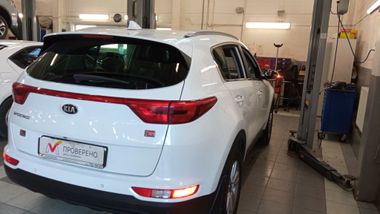 KIA Sportage 2018 года, 90 066 км - вид 3