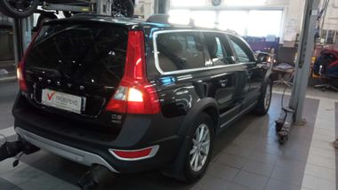 Volvo XC70 2011 года, 307 000 км - вид 3