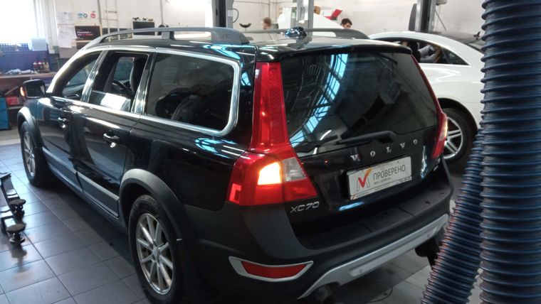 Volvo XC70 2011 года, 307 000 км - вид 4