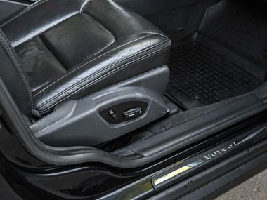 Volvo XC70 2011 года, 307 000 км - вид 13