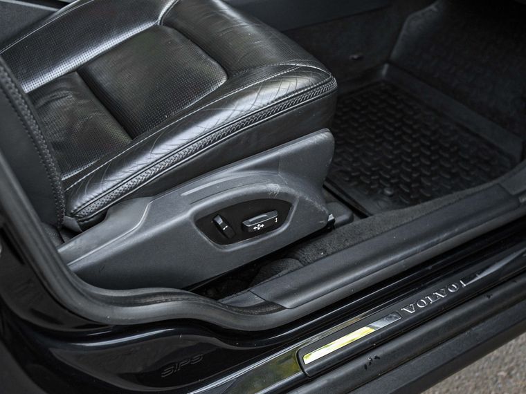 Volvo XC70 2011 года, 307 000 км - вид 13