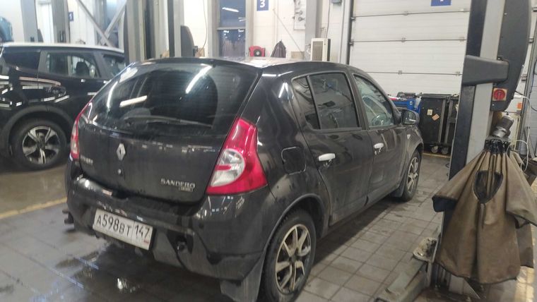 Renault Sandero 2012 года, 145 320 км - вид 3