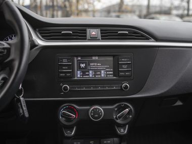 KIA Rio 2020 года, 98 351 км - вид 7