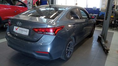 Hyundai Solaris 2017 года, 115 124 км - вид 3