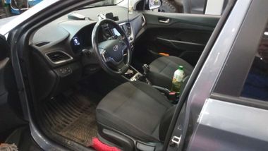 Hyundai Solaris 2017 года, 115 124 км - вид 5