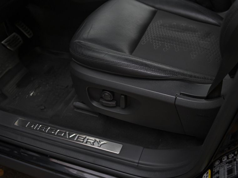 Land Rover Discovery Sport 2017 года, 215 811 км - вид 13