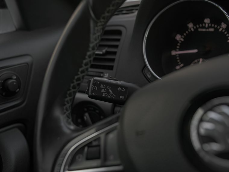 Skoda Yeti 2015 года, 152 985 км - вид 6