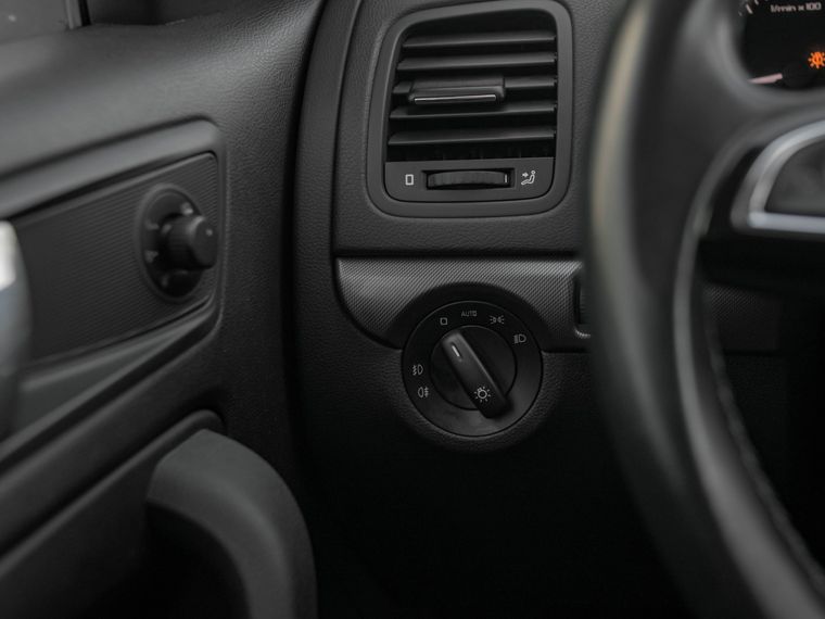 Skoda Yeti 2015 года, 152 985 км - вид 11