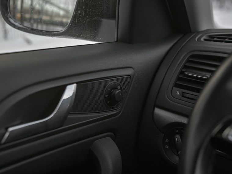 Skoda Yeti 2015 года, 152 985 км - вид 12