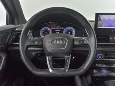 Audi Q5L 2022 года, 19 989 км - вид 13