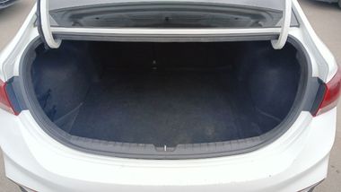 Hyundai Solaris 2019 года, 133 691 км - вид 17