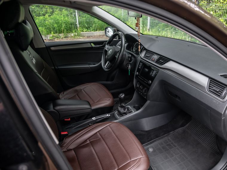 Hyundai Solaris 2019 года, 133 691 км - вид 13
