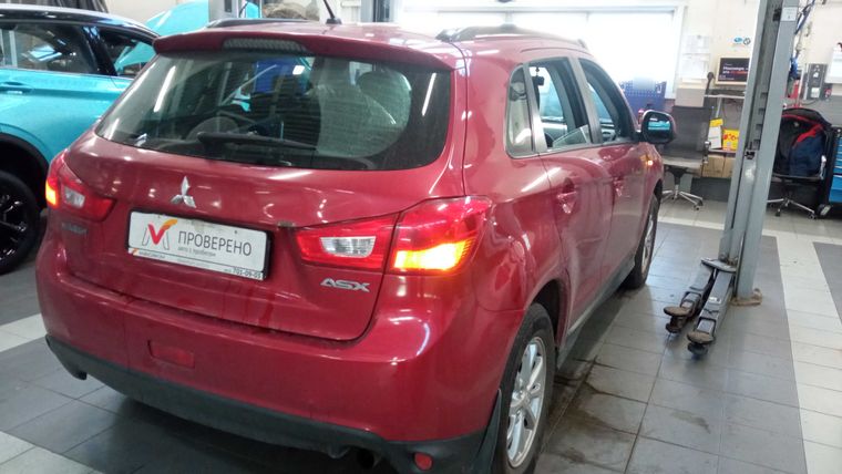 Mitsubishi ASX 2014 года, 98 846 км - вид 3