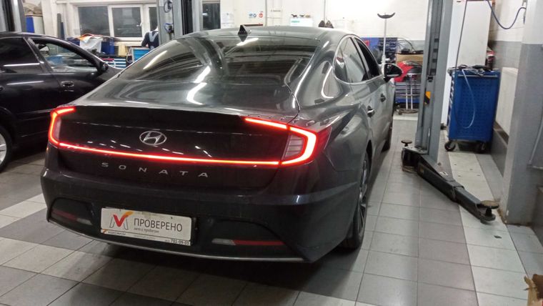 Hyundai Sonata 2021 года, 97 595 км - вид 3