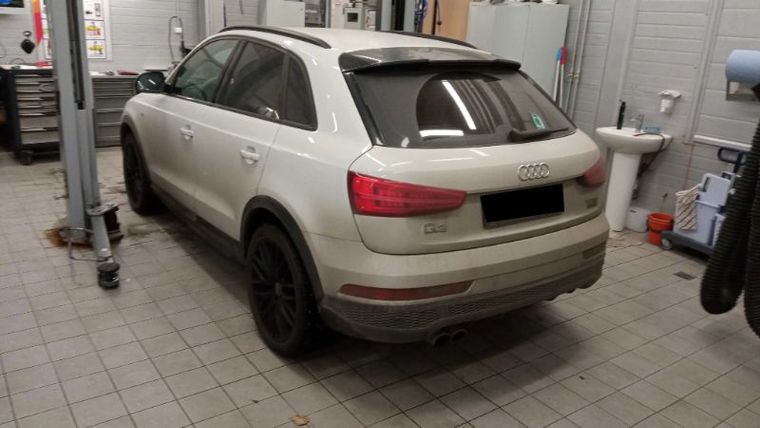 Audi Q3 2017 года, 109 810 км - вид 4