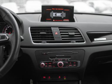 Audi Q3 2017 года, 109 810 км - вид 8