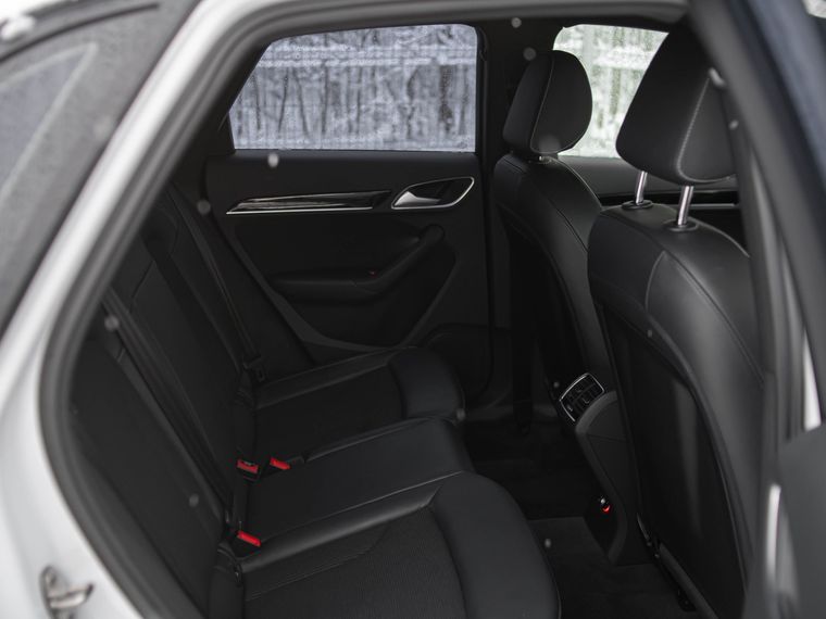 Audi Q3 2017 года, 109 810 км - вид 13