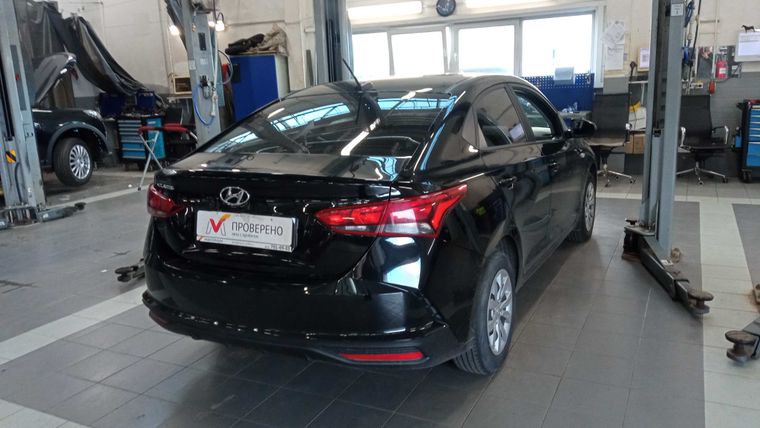 Hyundai Solaris 2021 года, 76 144 км - вид 3