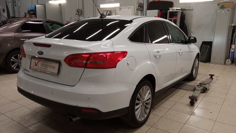 Ford Focus 2018 года, 83 986 км - вид 3