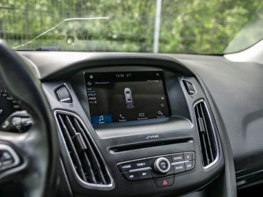 Ford Focus 2018 года, 83 986 км - вид 8