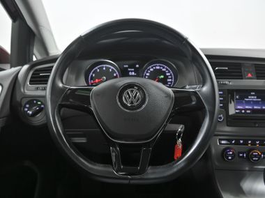 Volkswagen Golf 2013 года, 93 686 км - вид 9