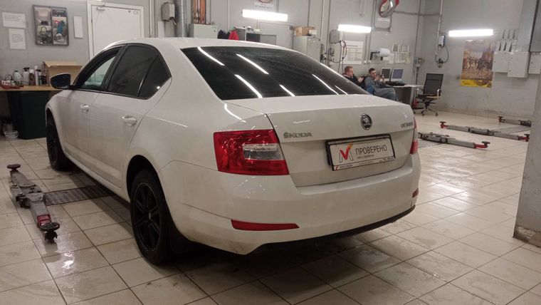 Skoda Octavia 2013 года, 221 760 км - вид 5