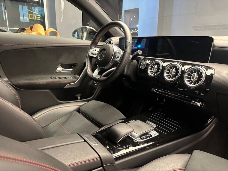 Mercedes-Benz CLA-класс 2019 года, 71 329 км - вид 8