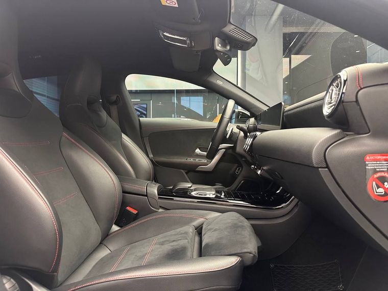 Mercedes-Benz CLA-класс 2019 года, 71 329 км - вид 13