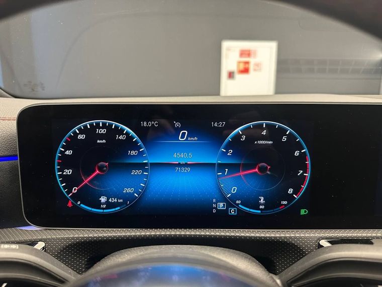Mercedes-Benz CLA-класс 2019 года, 71 329 км - вид 17