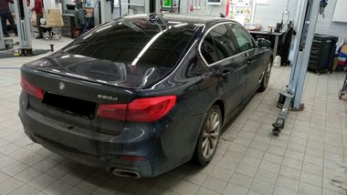 BMW 5 серия 2020 года, 124 037 км - вид 3