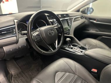 Toyota Camry 2020 года, 83 442 км - вид 11