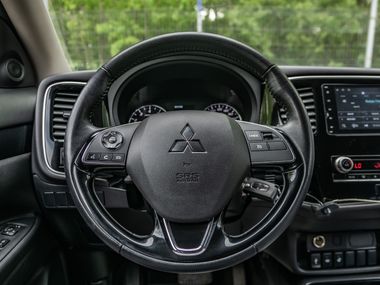 Mitsubishi Outlander 2022 года, 51 000 км - вид 7