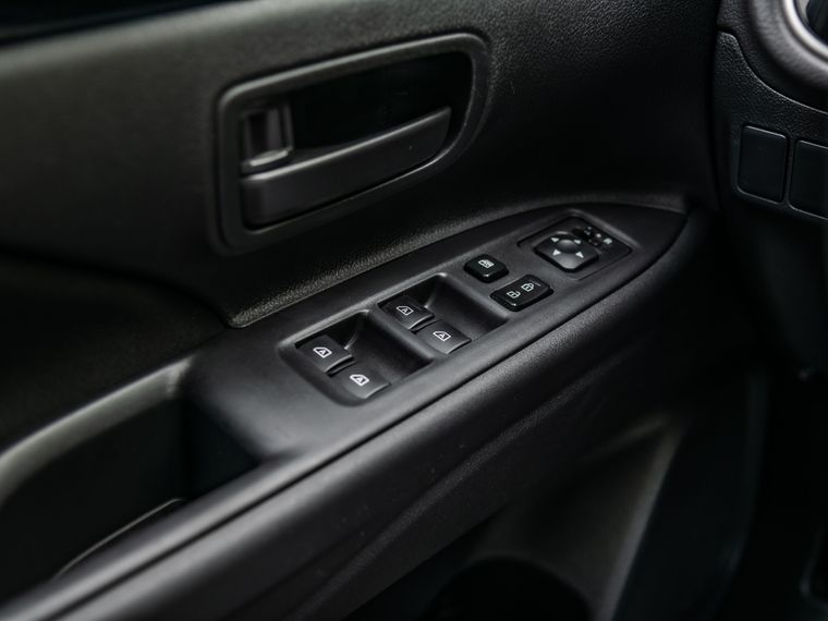 Mitsubishi Outlander 2022 года, 51 000 км - вид 14