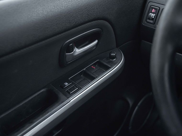 Suzuki Grand Vitara 2008 года, 219 000 км - вид 9