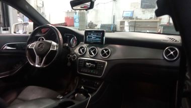 Mercedes-Benz CLA-класс 2013 года, 250 000 км - вид 5