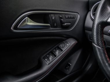 Mercedes-Benz CLA-класс 2013 года, 250 000 км - вид 10