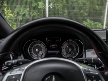 Mercedes-Benz CLA-класс 2013 года, 250 000 км - вид 5
