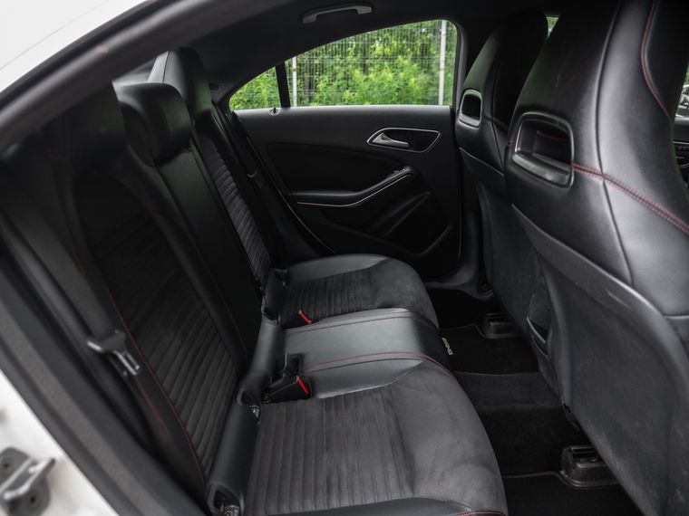 Mercedes-Benz CLA-класс 2013 года, 250 000 км - вид 12