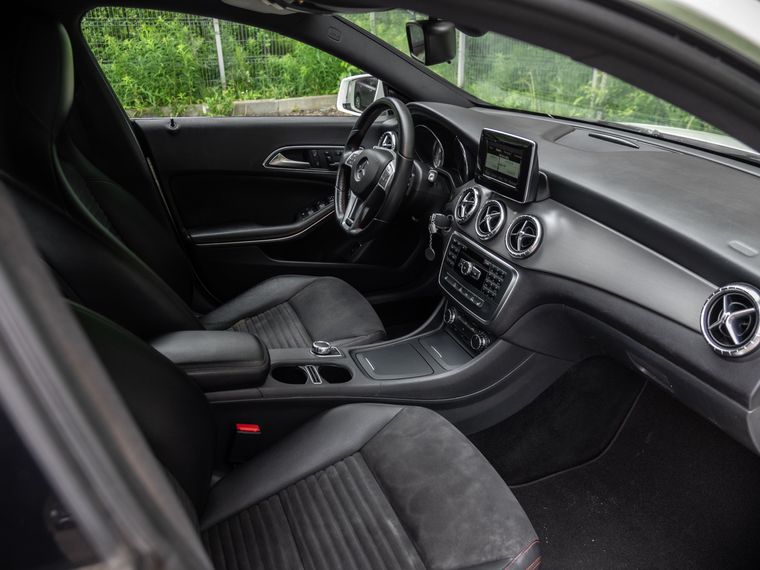 Mercedes-Benz CLA-класс 2013 года, 250 000 км - вид 13