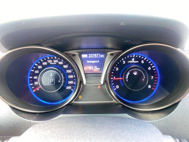 Hyundai Genesis 2013 года, 237 737 км - вид 8