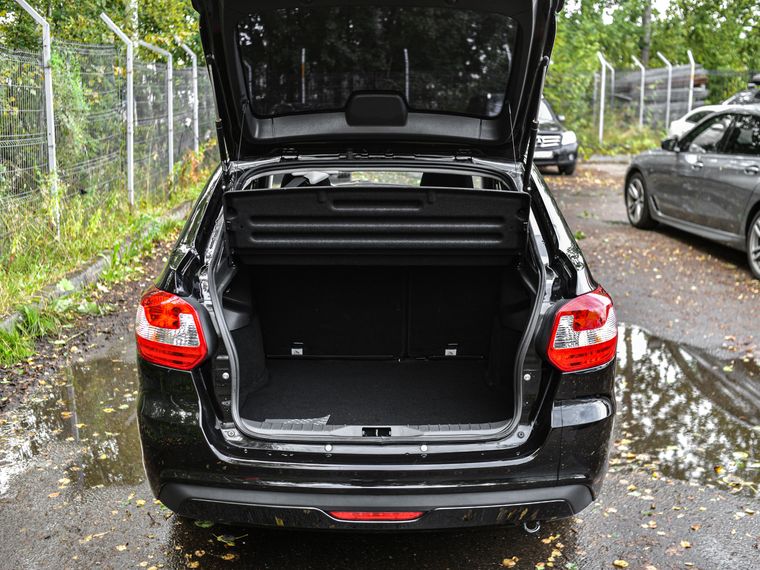 ВАЗ (LADA) Granta 2023 года, 28 626 км - вид 13