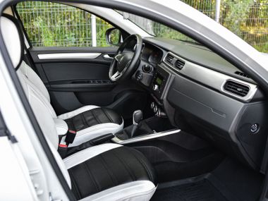 Renault Arkana 2021 года, 92 045 км - вид 13