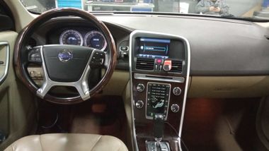 Volvo XC60 2011 года, 243 454 км - вид 5