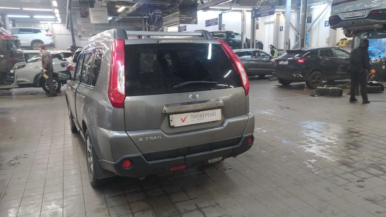 Nissan X-Trail 2012 года, 356 000 км - вид 4