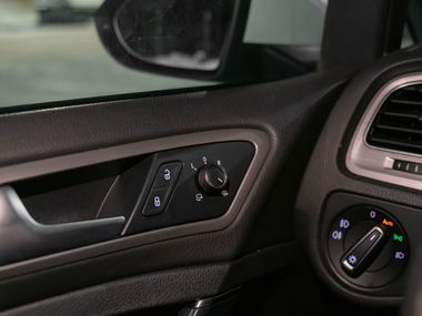 Volkswagen Golf 2014 года, 294 335 км - вид 9